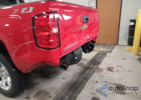 2018 Chevrolet Silverado 1500 2Lt z USA, uszkodzony, nr VIN 1GCVKREC2JZ333773